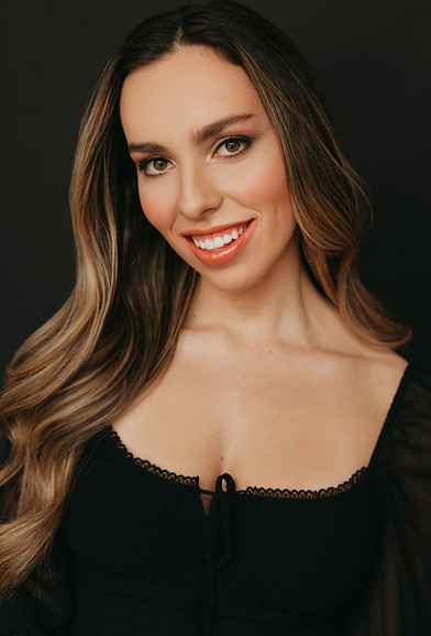 LIBRACH_LILY_HEADSHOT11.JPG