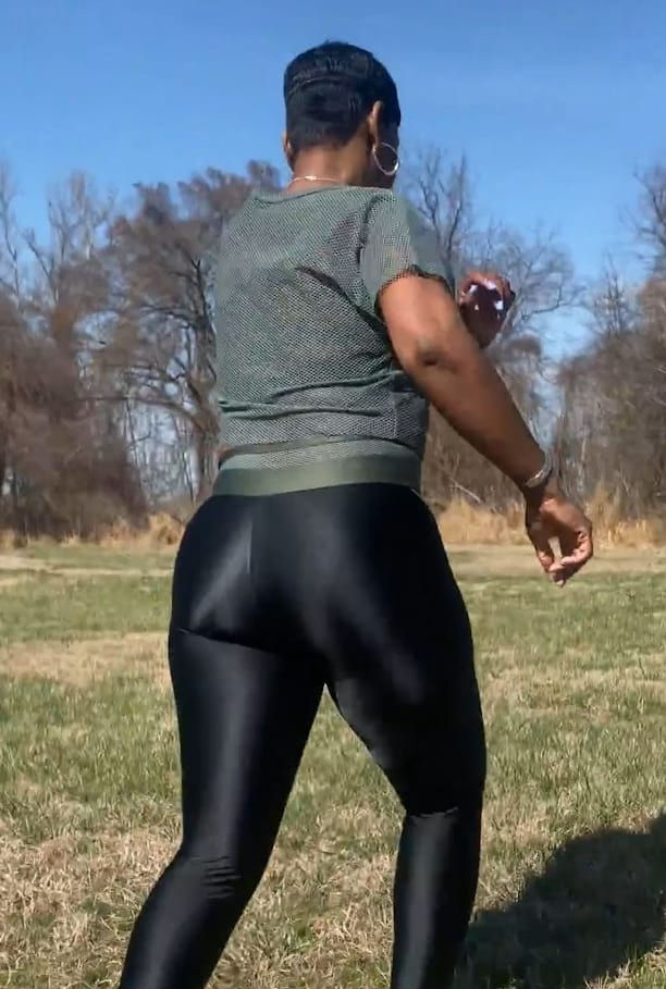 Thumbnail: Cropped Energy Top