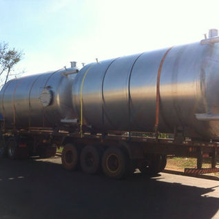Açucar_e_Alcool_-_Tanques_reservatorios.jpg