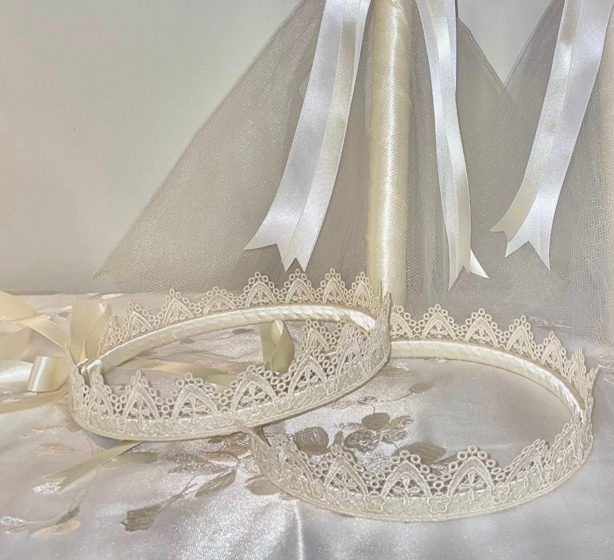 Discounted Wedding Set - Antique White Lace