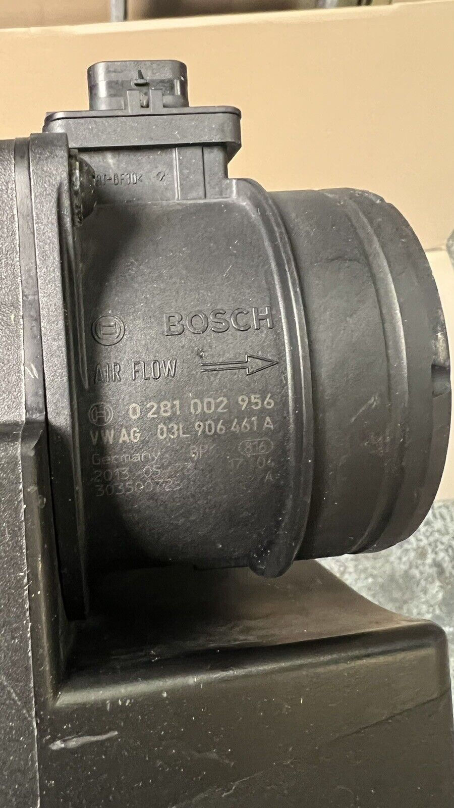 Air Mass Sensor 0281002956 Bosch Flow Meter 03L906461A 65274210006