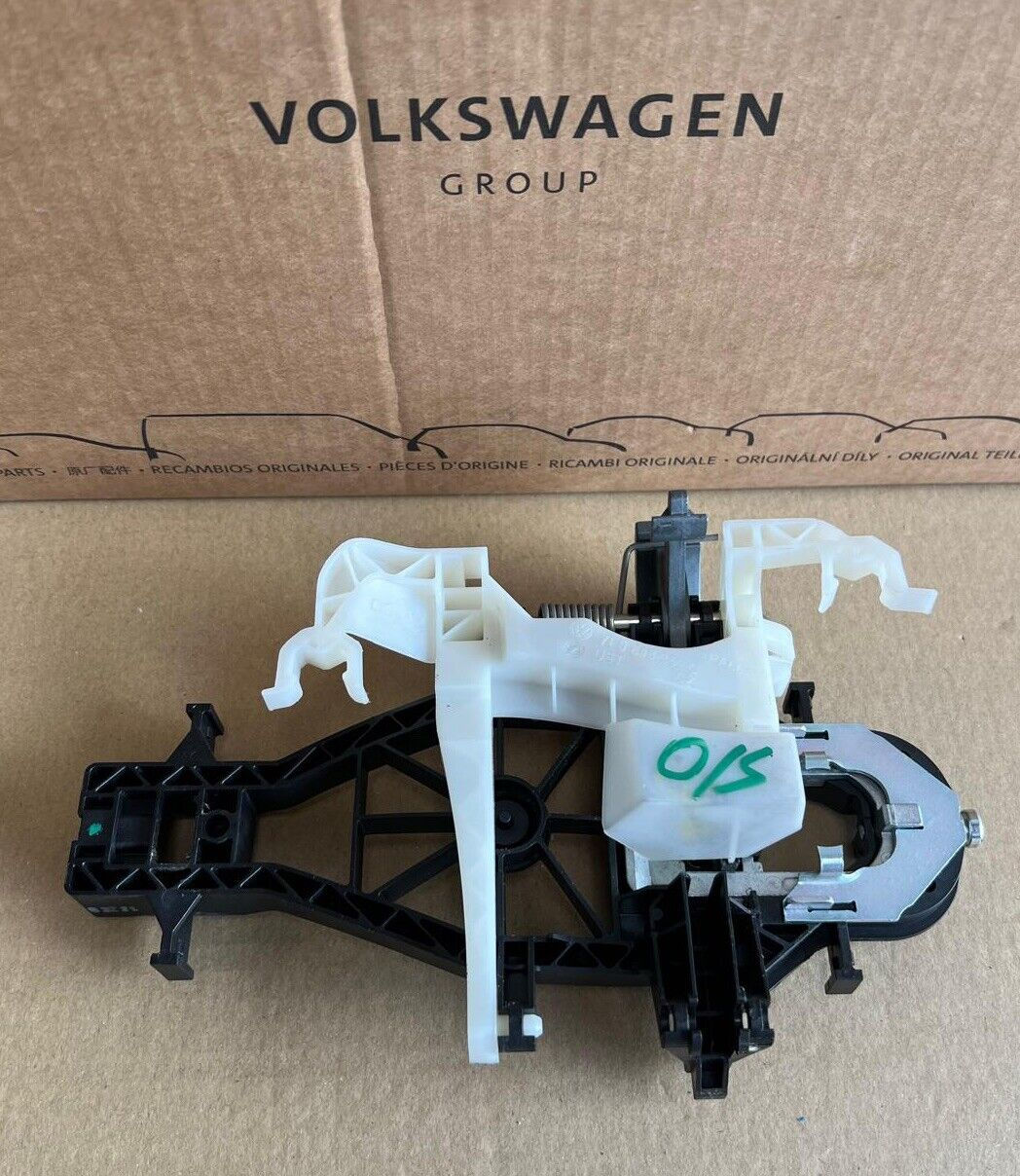 VW T5 T6 Transporter Caravelle Right Sliding Door Mounting Bar Inner Bracket