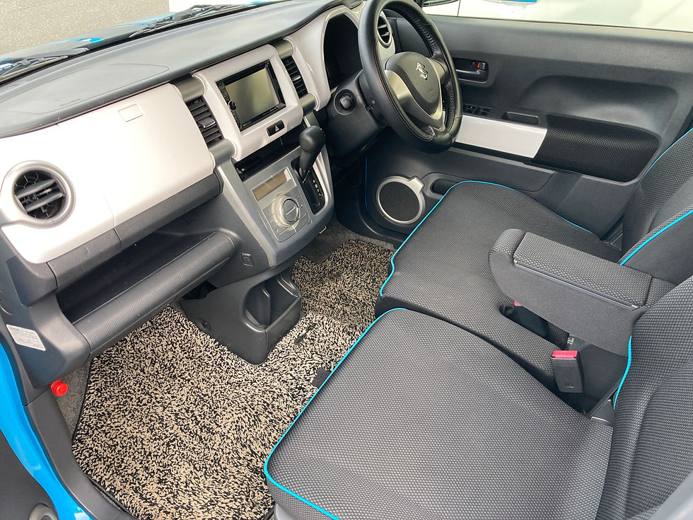 ハスラーの内装