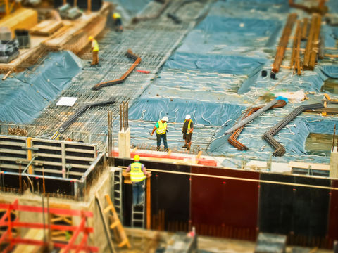 Unveiling the Benefits of Being a Construction Site Supervisor