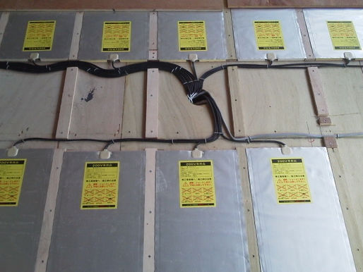 床暖房施工(小林ビル様)