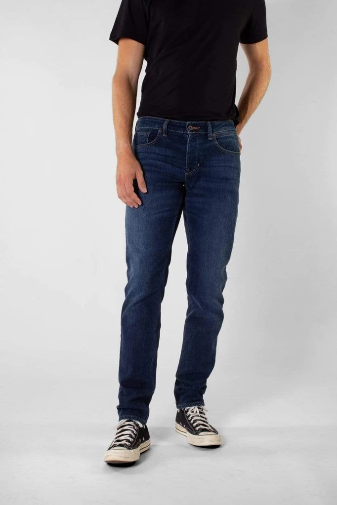 Miniaturbild: Jeans JIM TAPERED CLASSIC INDIGO von KUYICHI aus Bio-Denim