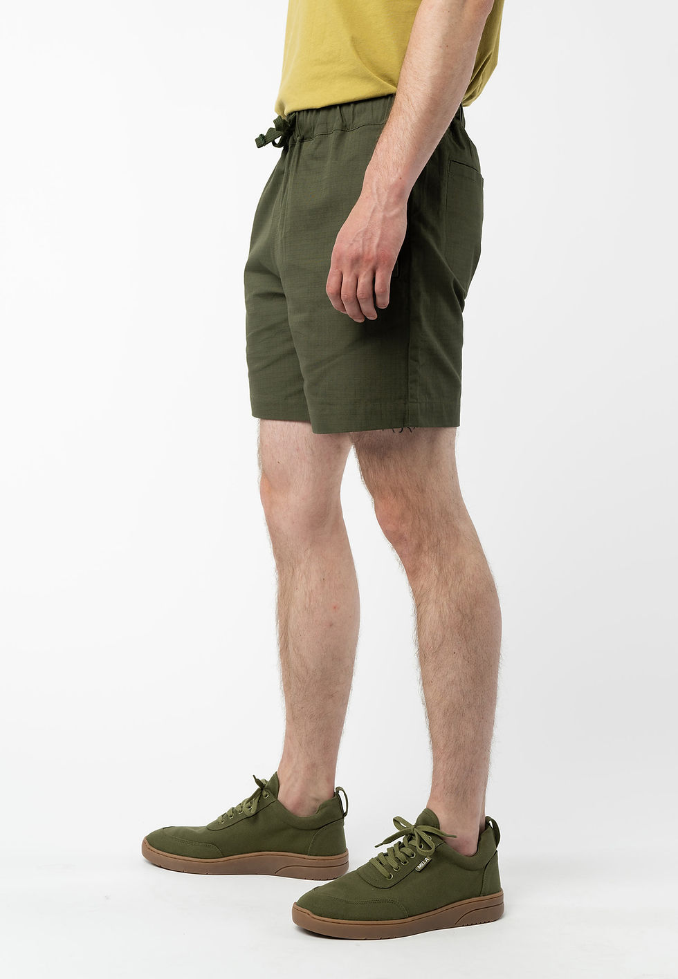 Miniaturbild: Shorts BANGOURA DARK OLIVE von MELA aus 100 % Bio-Baumwolle