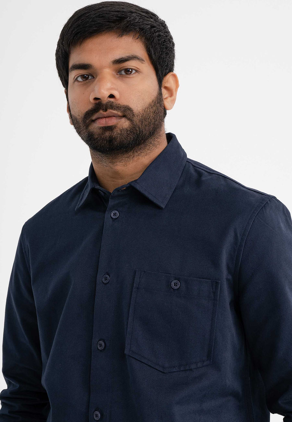 Miniaturbild: Herren Twill-Hemd ASHUTOSH NAVY von MELA aus 100 % Bio-Baumwolle