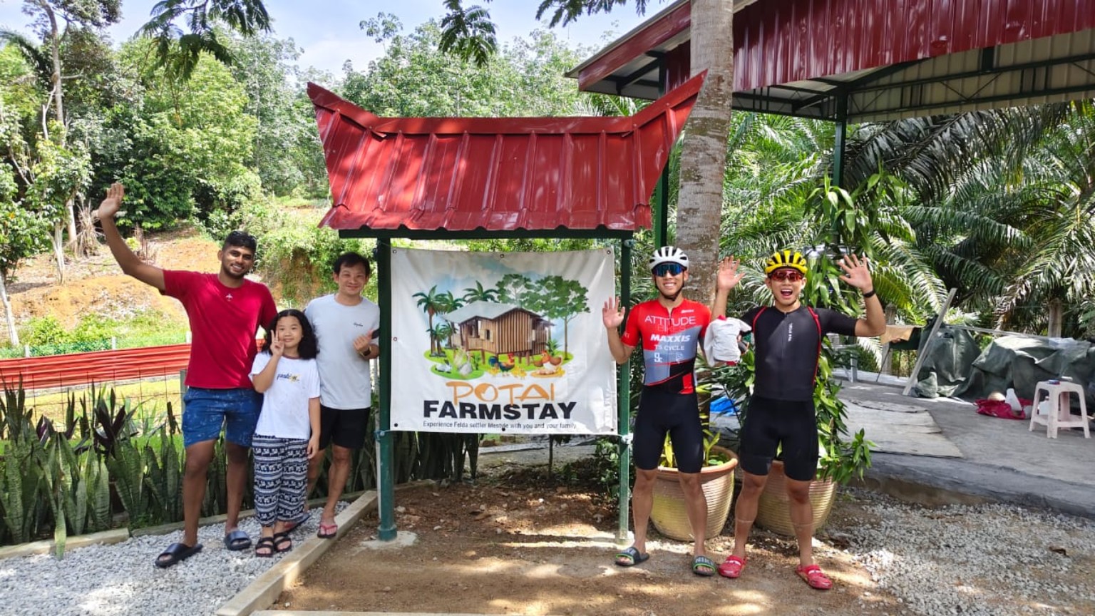 AttitudeBikes group from Singapore at Potai Farmstay Family BBQ Rooms during Kejohanan Mountain Bike MTB XCO Tampin 2026