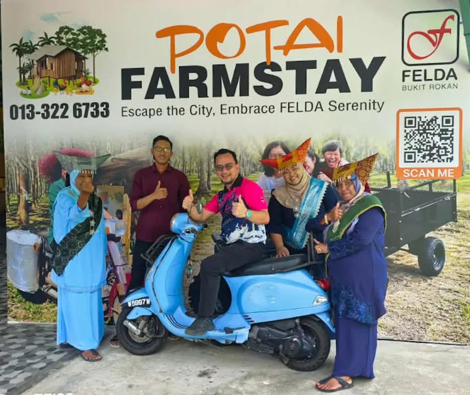 FELDA community visitors at Potai Farmstay in FELDA Bukit Rokan, Negeri Sembilan