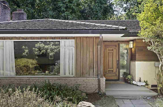 2534 Sheldon Drive.png