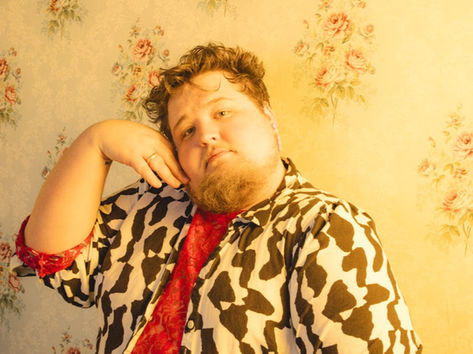 Wic Whitney Dishes On His Arkansas Roots, Erykah Badu & Making Audiences Feel Cozy