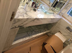 Arabescato mabrle vanity top in bathroom London (5)