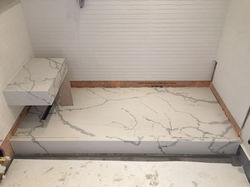 statuario quartz shower tray (1)