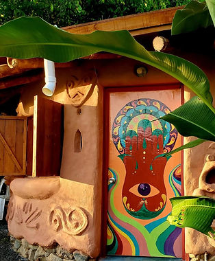 La puerta pintada de la Casita de Tierra
