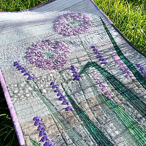Photo promoting the CraftyMonkies Online Interactive Workshop with Vendulka Battais entitled Wild Flowers!
