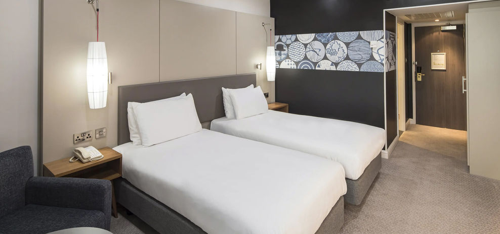 Photo promoting the 2027 CraftyMonkies UK Weekend Craft Retreat at Crowne Plaza Hotel by IHG in Stratford-upon-Avon between Fri 00/9/27 to Sun 00/9/27. We sincerely hope you can join us!...