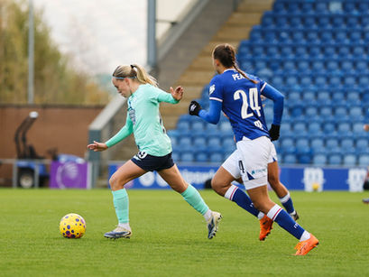 Lotta Lindström completes Bristol City move