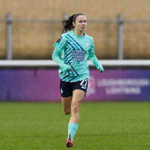 Cerys Brown joins Nottingham Forest on loan
