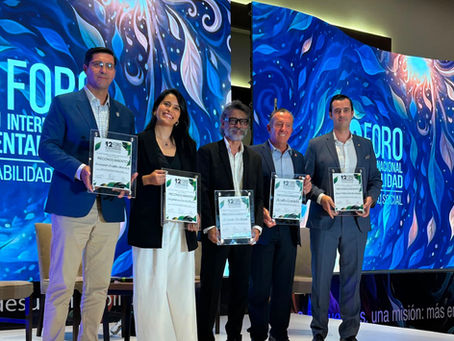 Comparte Flecha Amarilla su estrategia de electromovilidad en el 12.º Foro Internacional de Sustentabilidad