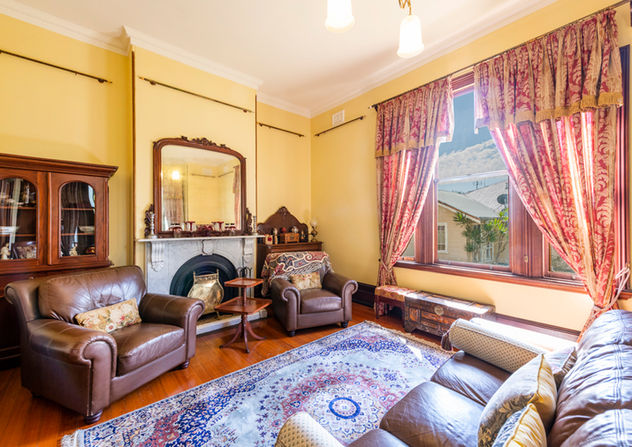 137 Alice St Grafton - Lounge room