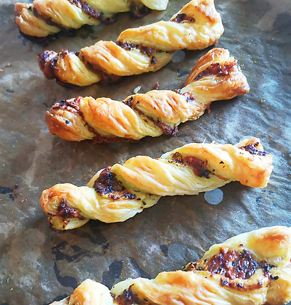 Garlic & Herb Twists