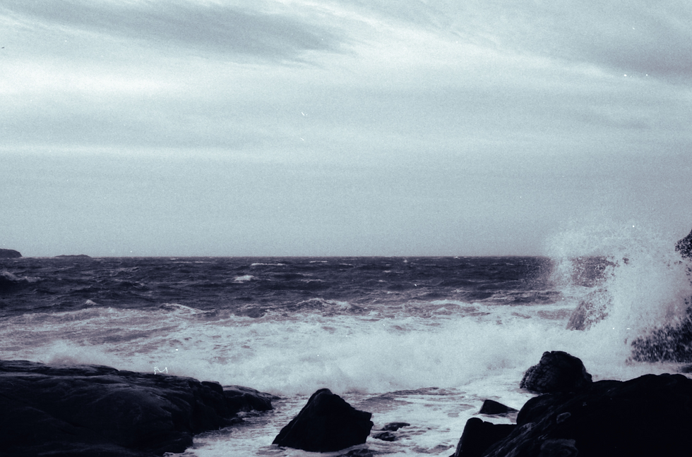 Orust Ljudteater_edited.png