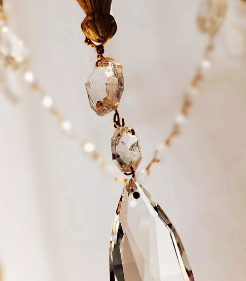 OLD PORCELAIN FLOWERS LAMP