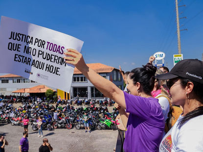 Combate ao feminicídio ganha as ruas em mobilização na Capital