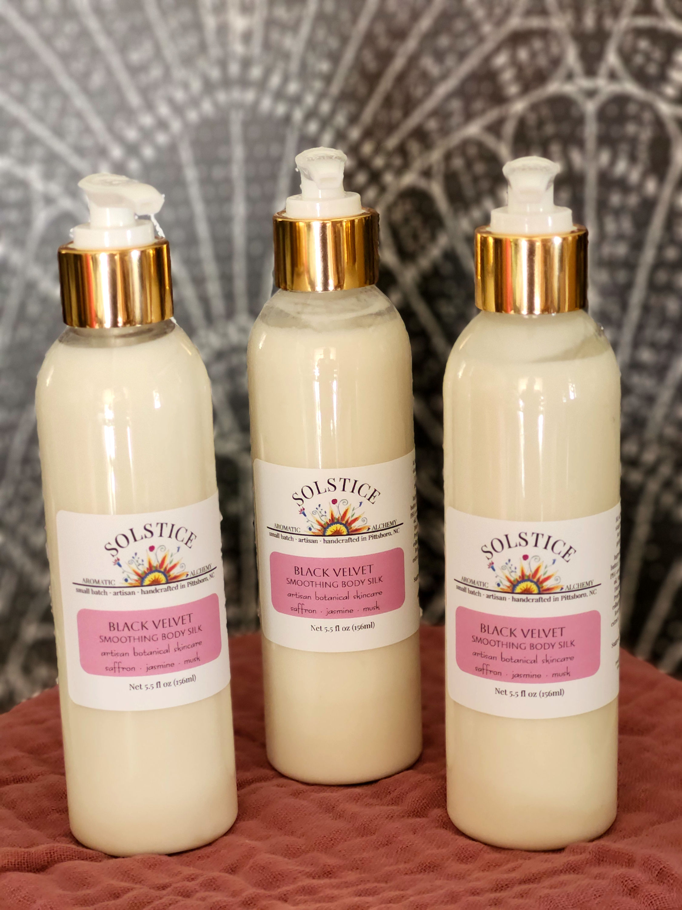 Black Velvet Smoothing Body Silk