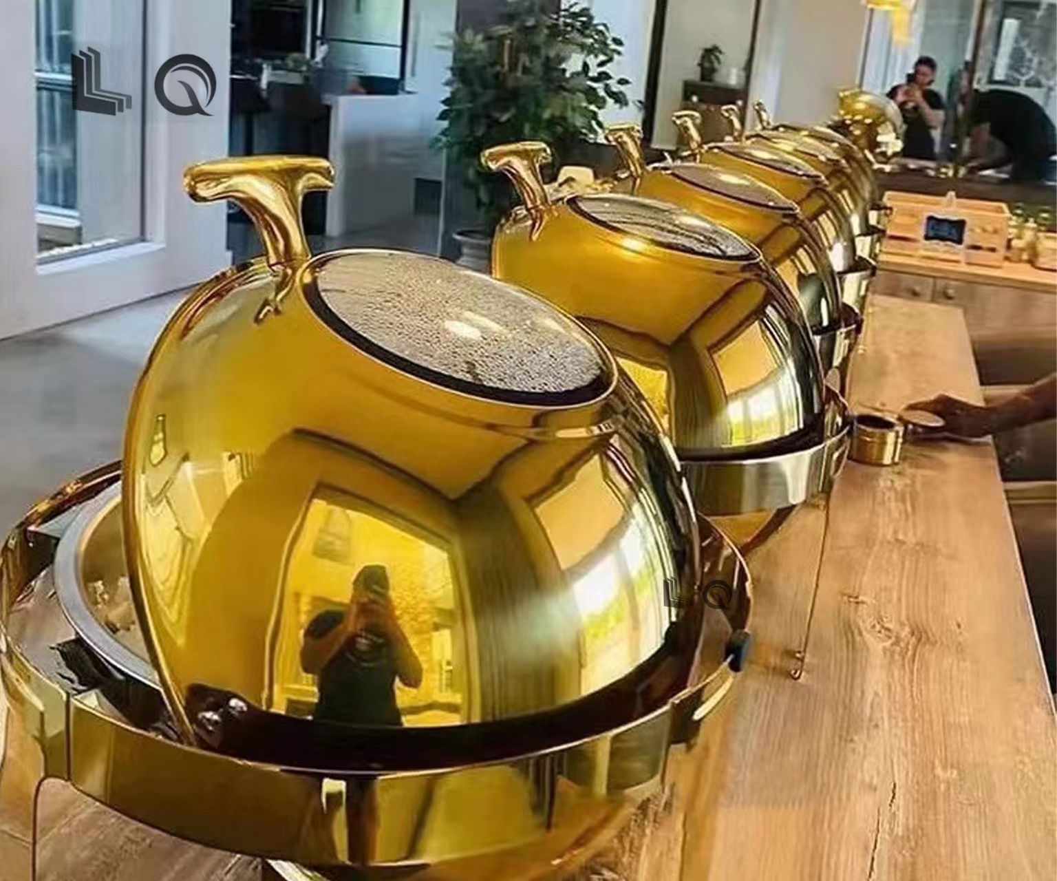 European 6L Kitchen Round Roll Top Gold Buffet Chafing Dish Hotel Chafer for Cat