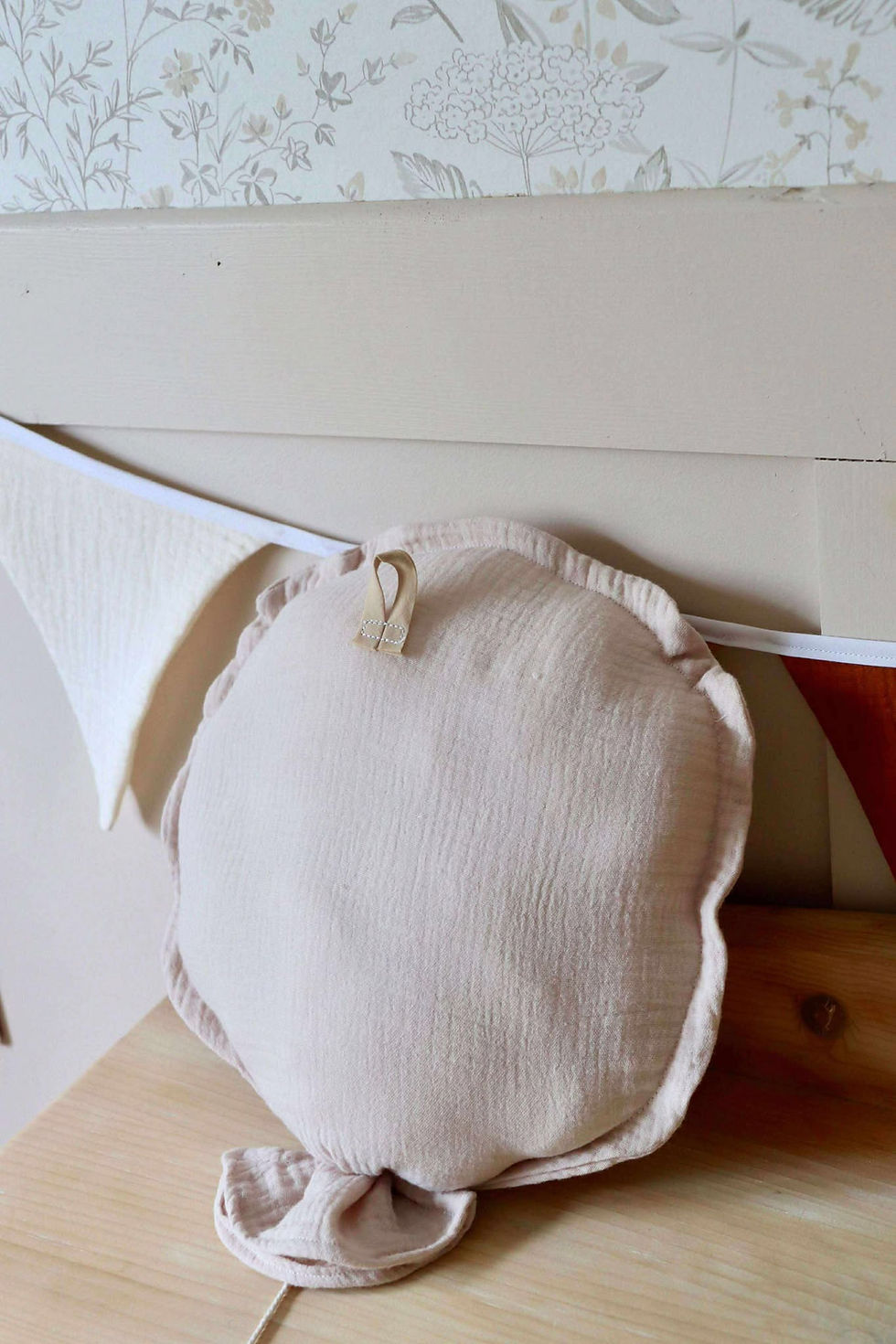 Miniaturbild: BEIGE DEKORATIONSBALLON