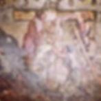 Frescos del Via Crucis en tonos pastel