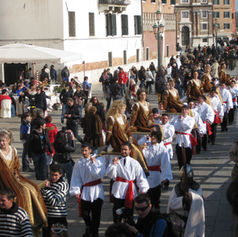 LA FESTA DELLE MARIE O DE LAS NOVIAS