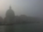 Iglesia de San Simeone Piccolo en la niebla. Foto: Dimitris Kamaras from Athens, Greece, CC BY 2.0 <https://creativecommons.org/licenses/by/2.0>, via Wikimedia Commons