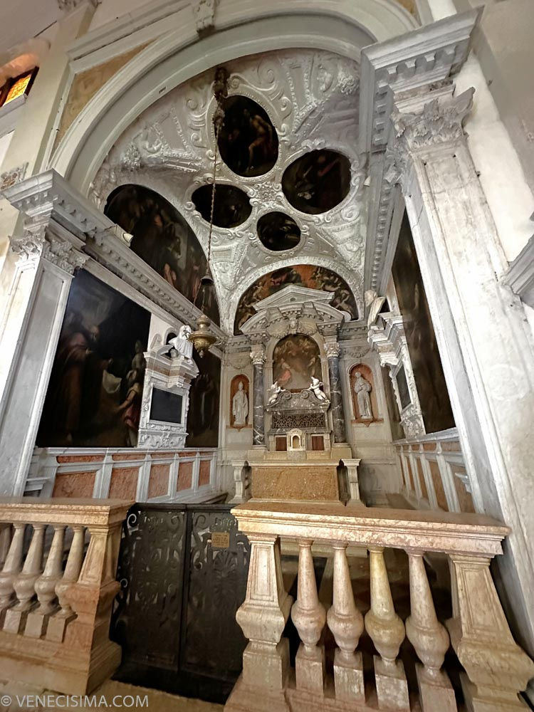 La capilla de San Saba en la iglesia de Sant'Antonin