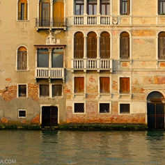 EL ÚLTIMO PALACIO CON FRESCOS EN EL GRAN CANAL