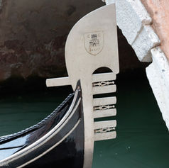 LOS SÍMBOLOS DEL FERRO DE LA GÓNDOLA