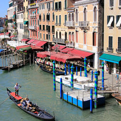 LA RIVA DEL VIN: ¡EL VINO, QUE NO FALTE! 