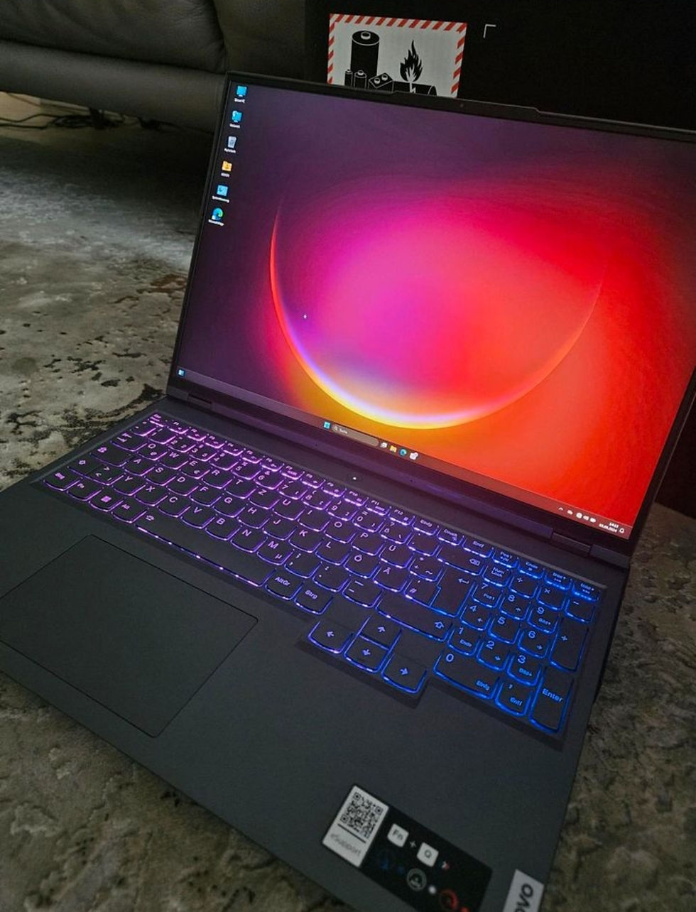 Miniaturbild: Lenovo Legion 5 Pro R7 RTX 3070 