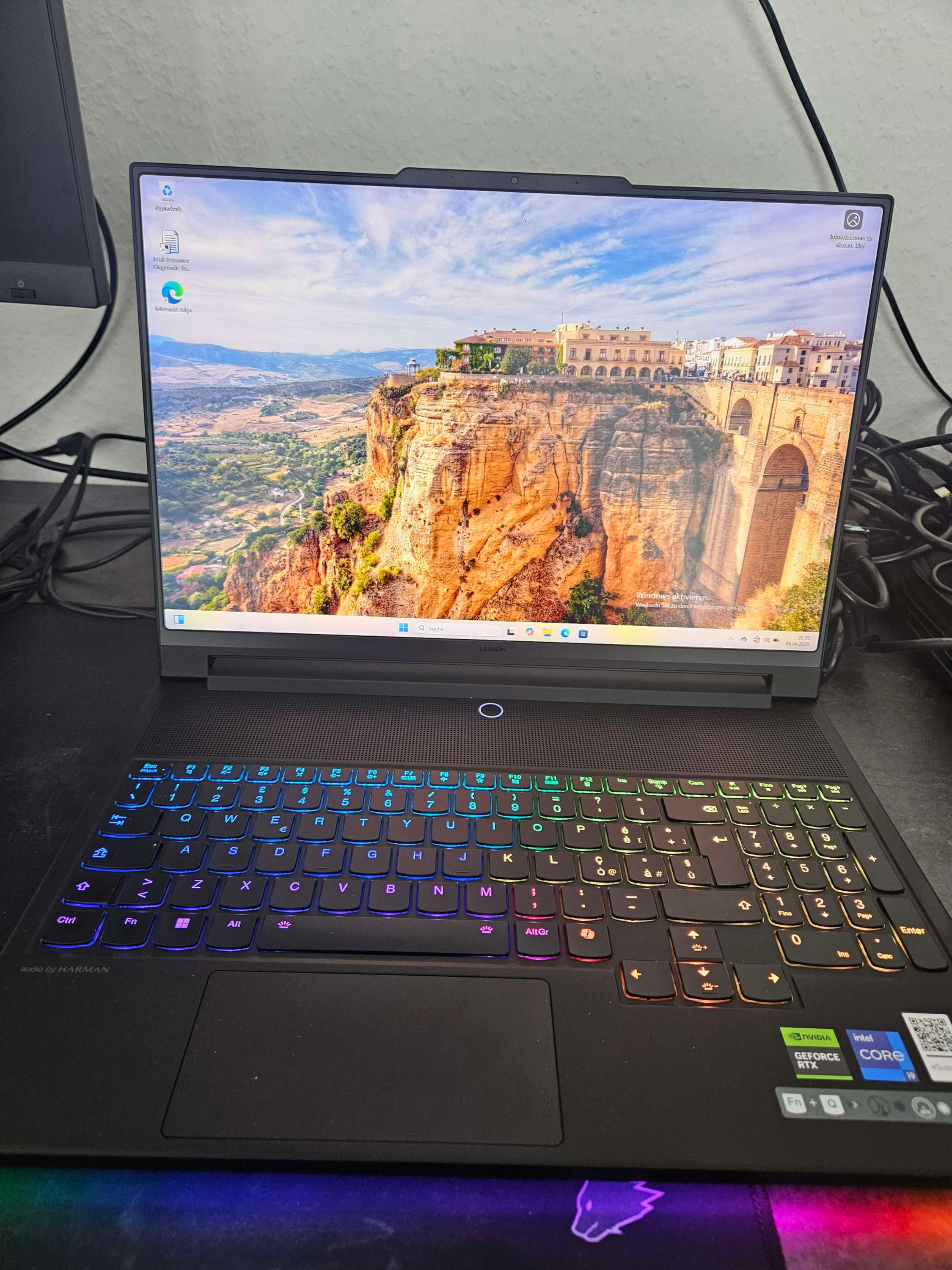 Lenovo Legion 9i Pro i9 14 Gen 64 Gb Ram RTX 4090