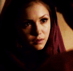 amara-loving-silas.gif