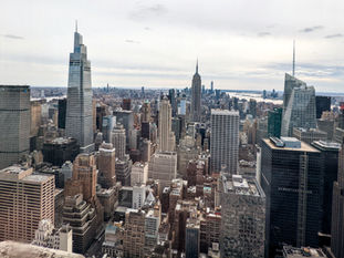 Exploring Diverse Environments with Minimalist Gear: A Guide to Urban, Mountain, Desert, and Beyond