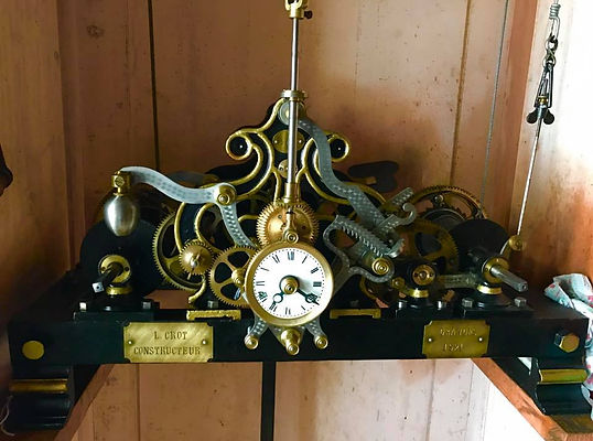 horloge copie.jpg