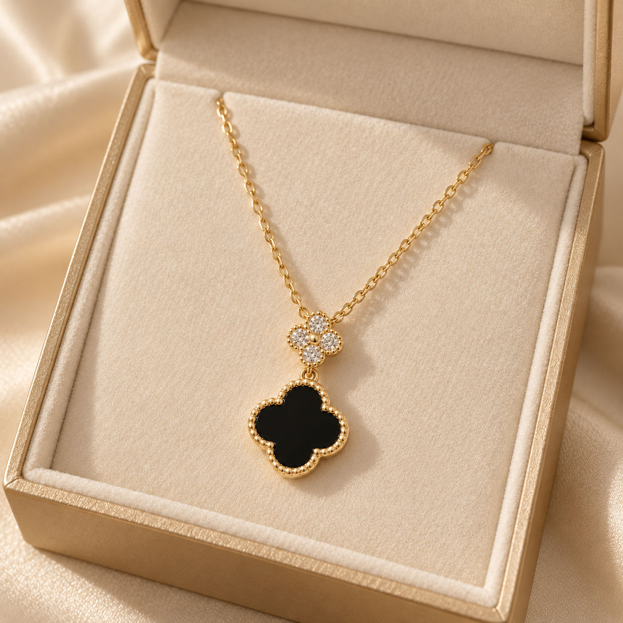 Petite Clover Necklace