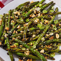 Delicious Grilled Green Beans with Olive Oil and Peanuts A Simple Recipe Guide