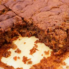 Easy Flourless Oatmeal Carrot Cake