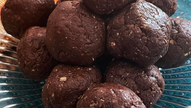 No Bake Protein Brownie Bites 