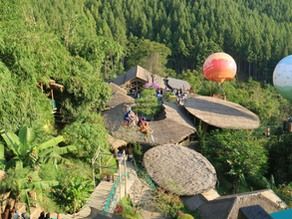 Menikmati Pesona Alam di The Lodge Maribaya,Bandung