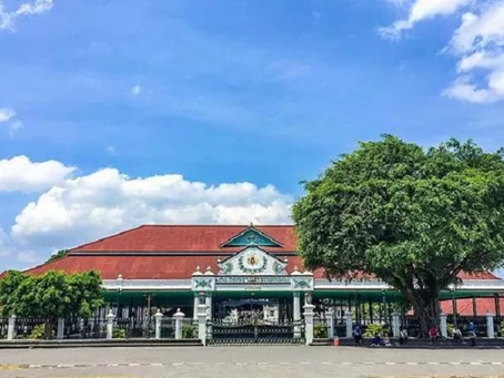 Keraton Yogyakarta: Simbol Sejarah dan Budaya Jawa yang Hidup